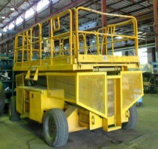 Аренда ножничного подъемника (34273) 37621 аренда ножничного подъемника