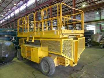 Аренда ножничного подъемника в кнм (34273) 37621 аренда подъемника в кнм